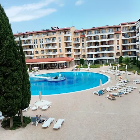 2 With Poolview Royal Sun Солнечный берег