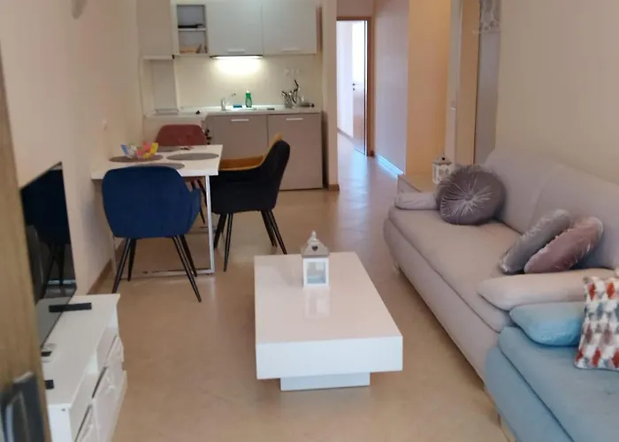 2 With Poolview Royal Sun شقة