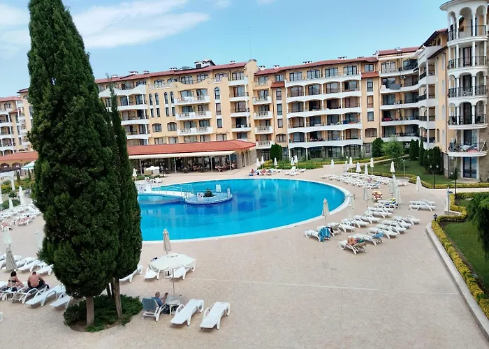 2 With Poolview Royal Sun Солнечный берег