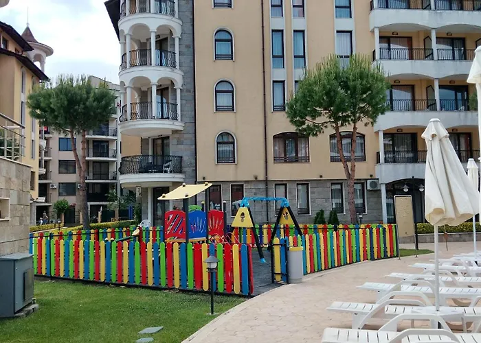 Apartament 2 With Poolview Royal Sun *