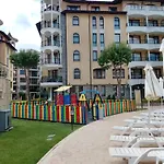Lejlighed 2 With Poolview Royal Sun *